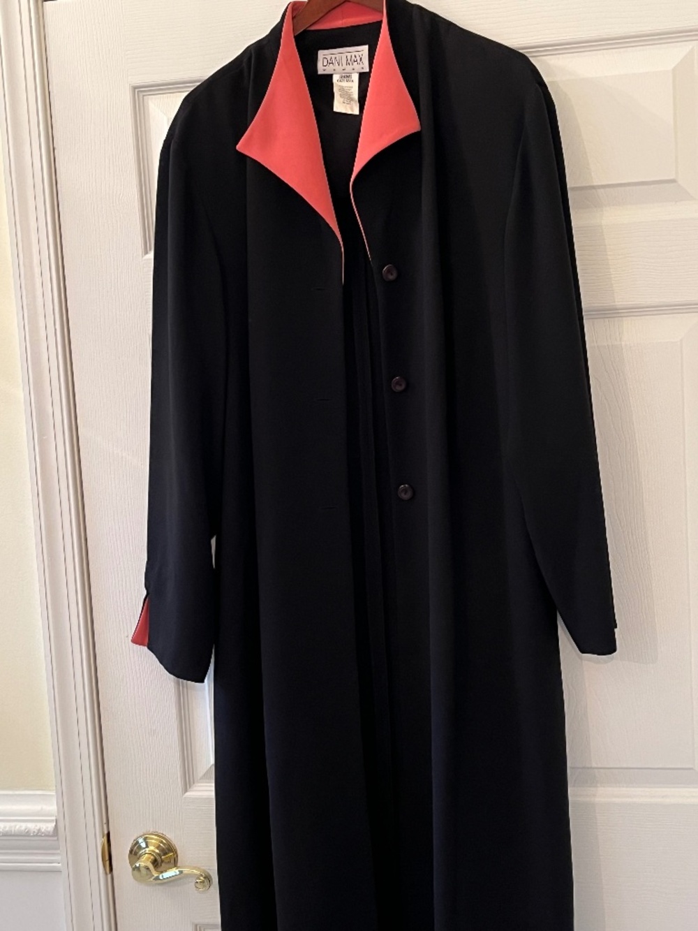 NWOT Dani Max Women’s Long Black Topper - W22